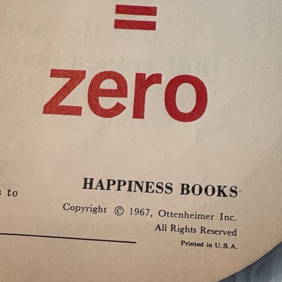 Colorful Number Zero Book - Picture 3 of 8